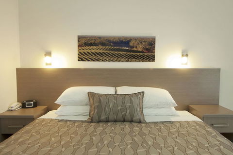Loxton Community Hotel Motel - Holiday Adelaide 22