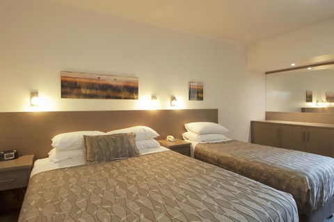 Loxton Community Hotel Motel - Holiday Adelaide 19