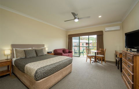 Clare Country Club - Holiday Adelaide 22