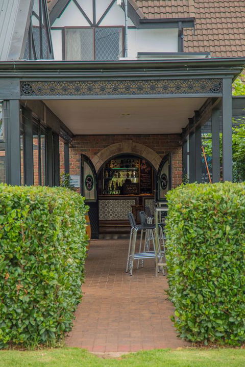 Mick O\'Sheas - Holiday Adelaide 40