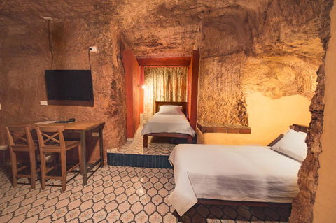 The Underground Motel - Holiday Adelaide 20