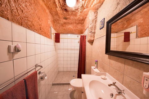 The Underground Motel - Holiday Adelaide 7