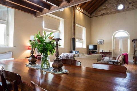 Clare Valley Heritage Retreat - Holiday Adelaide 7