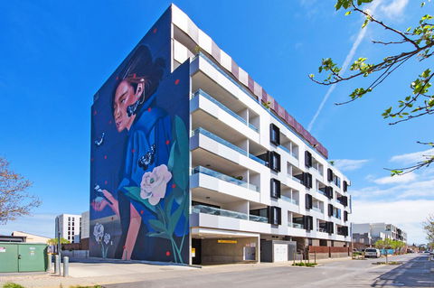 Swainson At Bowery - Holiday Adelaide 21