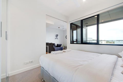 Swainson At Bowery - Holiday Adelaide 1