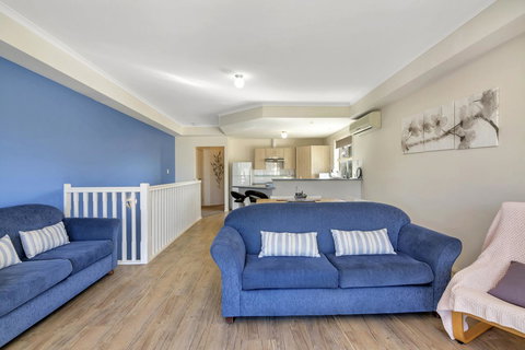 The Lighthouse - Port Willunga - C21 SouthCoast Holidays - Holiday Adelaide 7