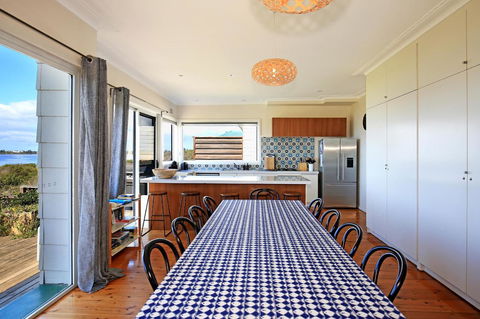 Culburra Beachhouse - Holiday Adelaide 18