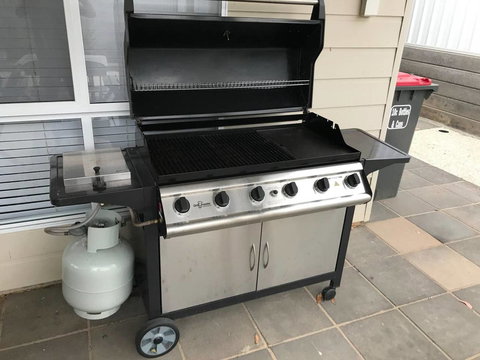 Moontana - Holiday Adelaide 11