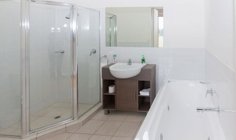 South Shores Yellowfin Villa 96 - South Shores Normanville - Holiday Adelaide 11