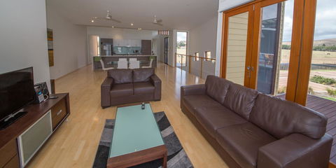 South Shores Yellowfin Villa 96 - South Shores Normanville - Holiday Adelaide 1