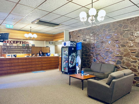 Opal Inn Hotel, Motel, Caravan Park - Holiday Adelaide 30