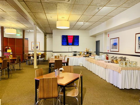 Opal Inn Hotel, Motel, Caravan Park - Holiday Adelaide 25