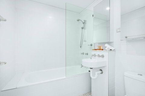 One Mile Retreat - Holiday Adelaide 11