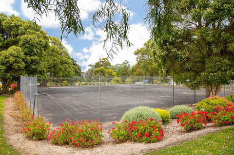Blue Lake Holiday Park - Holiday Adelaide 8
