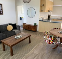 Sunshine Four - Holiday Adelaide