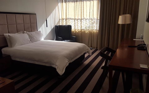 Ellen Hotel - Holiday Adelaide 4