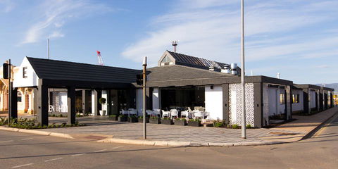 Ellen Hotel - Holiday Adelaide 9