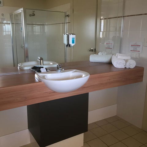 Alexander Cameron Suites - Holiday Adelaide 17