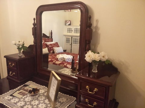 Fernweh Guesthouse - Holiday Adelaide 7