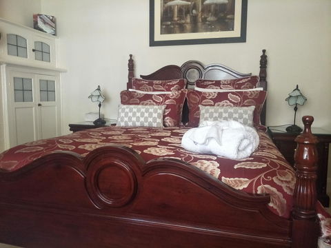 Fernweh Guesthouse - Holiday Adelaide 11