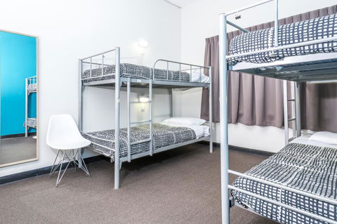YHA Adelaide Central - Holiday Adelaide 33