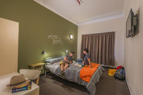 YHA Adelaide Central - Holiday Adelaide 41