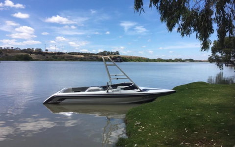 Murray Bridge Riverview Cabin - Holiday Adelaide 12
