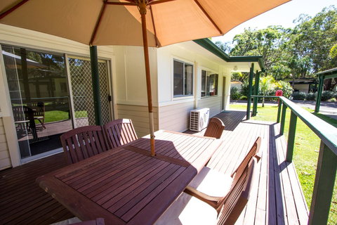 The Retreat Port Stephens - Holiday Adelaide 5