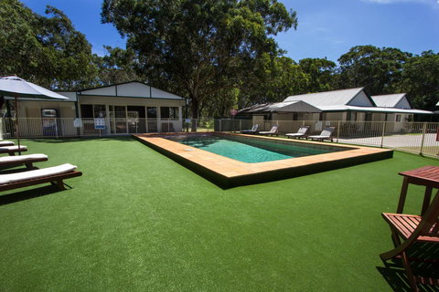 The Retreat Port Stephens - Holiday Adelaide 7