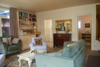 Athelney Cottage Bed And Breakfast with Holiday Adelaide