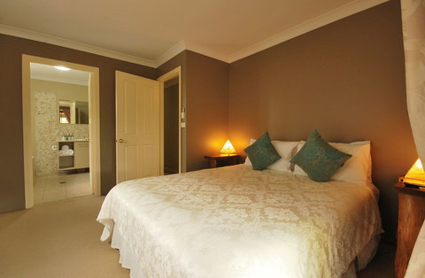 SummerHills Retreat Byron Bay - Holiday Adelaide 17