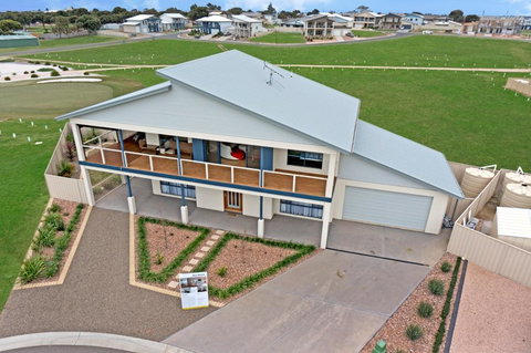 Gizmos Retreat - Holiday Adelaide 9