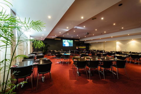 The Anglers Inn - Holiday Adelaide 13