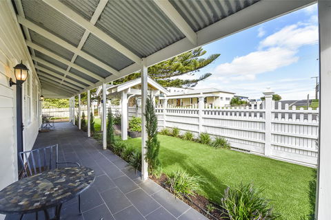Railway Cottage In Beachport - Holiday Adelaide 6