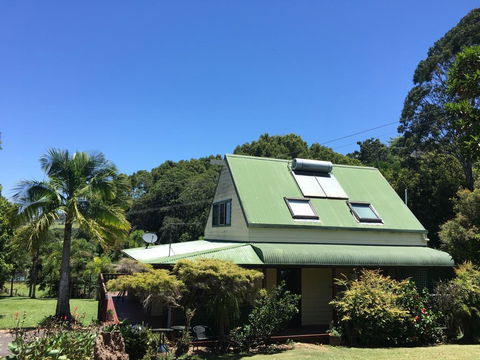 Yallaroo Cottage - Holiday Adelaide 0