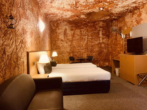 Desert Cave Hotel - Holiday Adelaide 16