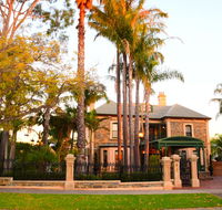 Grand Bluestone Mansion - Holiday Adelaide