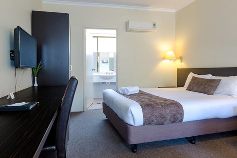 Abcot Inn - Holiday Adelaide 10