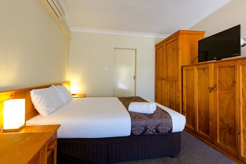 Abcot Inn - Holiday Adelaide 20