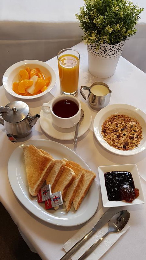 Abcot Inn - Holiday Adelaide 1