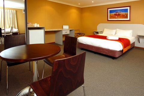 Victoria Hotel Strathalbyn - Holiday Adelaide 3