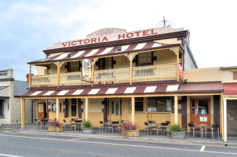 Victoria Hotel Strathalbyn - Holiday Adelaide 6