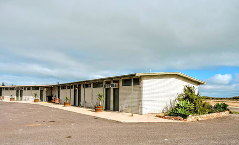 Highway One Motel - Holiday Adelaide 16