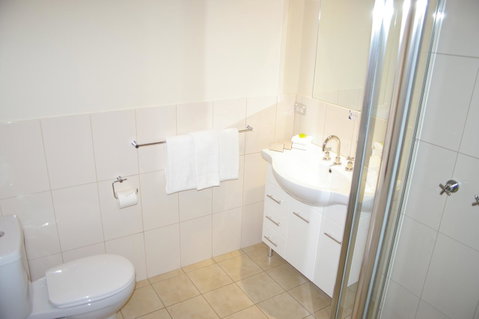 Mawson Lakes Hotel - Holiday Adelaide 28