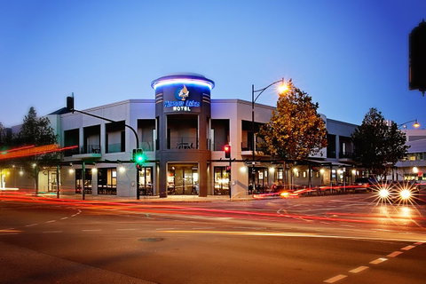 Mawson Lakes Hotel - Holiday Adelaide 0