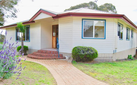 Annie\'s Balquhidder Cottage - Holiday Adelaide 17