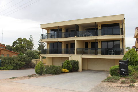 The Lighthouse - Beachfront Accommodation - Holiday Adelaide 0