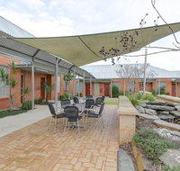 Strath Motel
