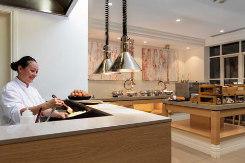 Rydges Newcastle - Holiday Adelaide 31
