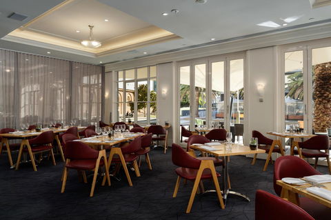 Rydges Newcastle - Holiday Adelaide 21